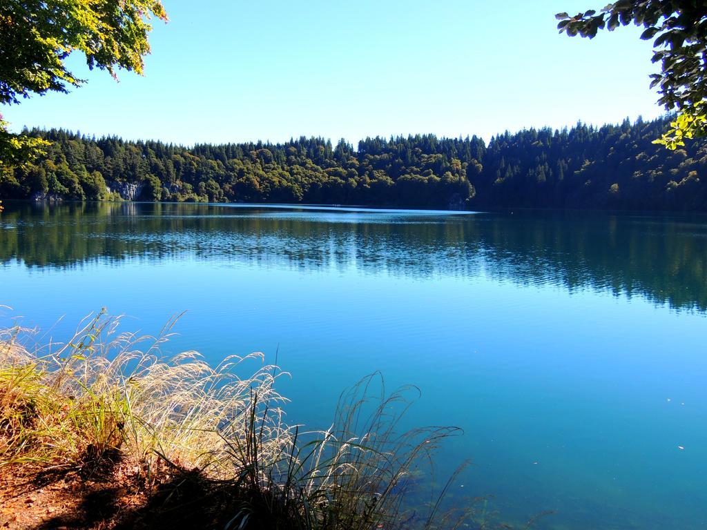 Готель Vvf Correze Pays D'Eygurande Екстер'єр фото